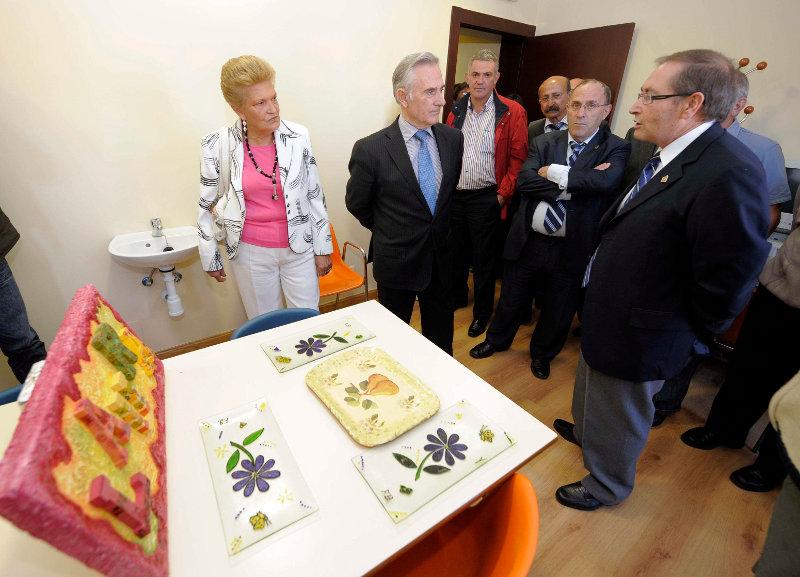 Inauguración de la nueva iluminación y un edificio de usos múltiples